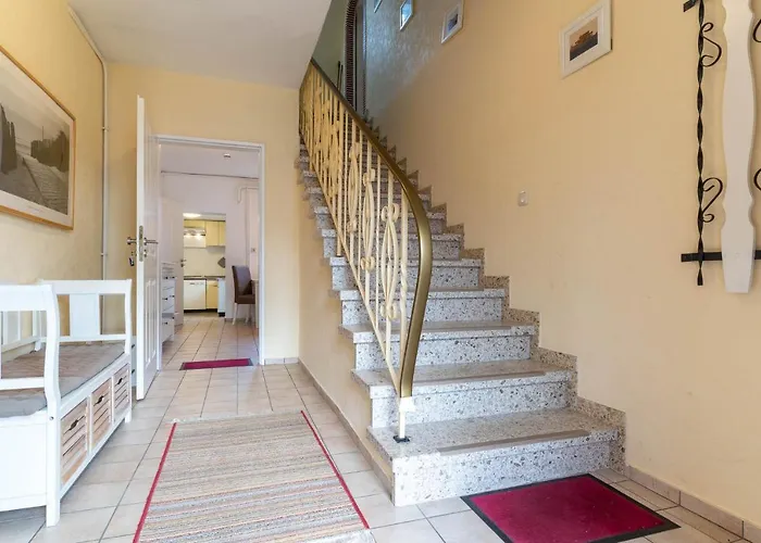 Haus-springfloot-whg-1-eg Lägenhet